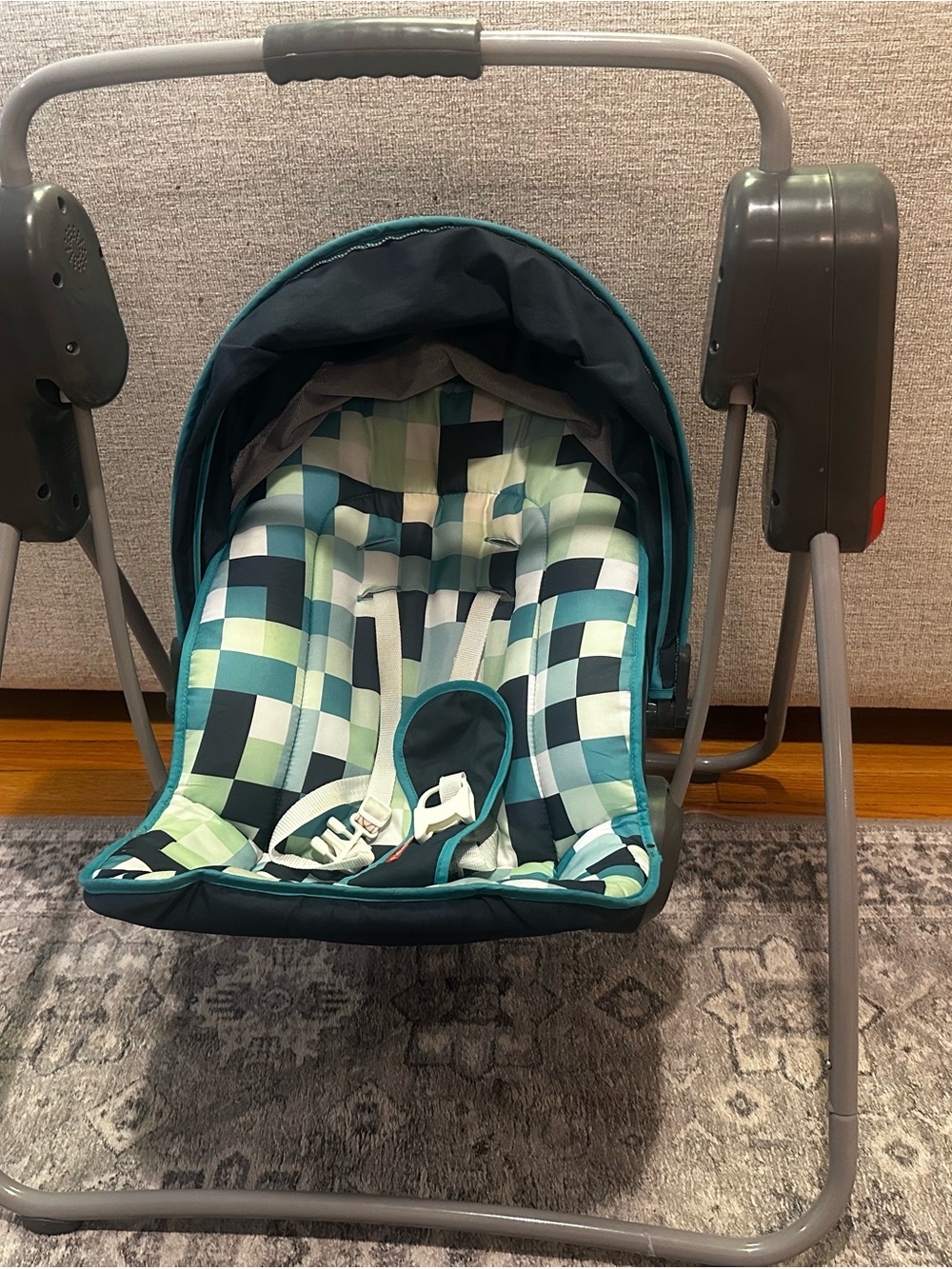 Fisher Price Take Along Swing and Seat Battery Powered Foldable 2 Recline Posit